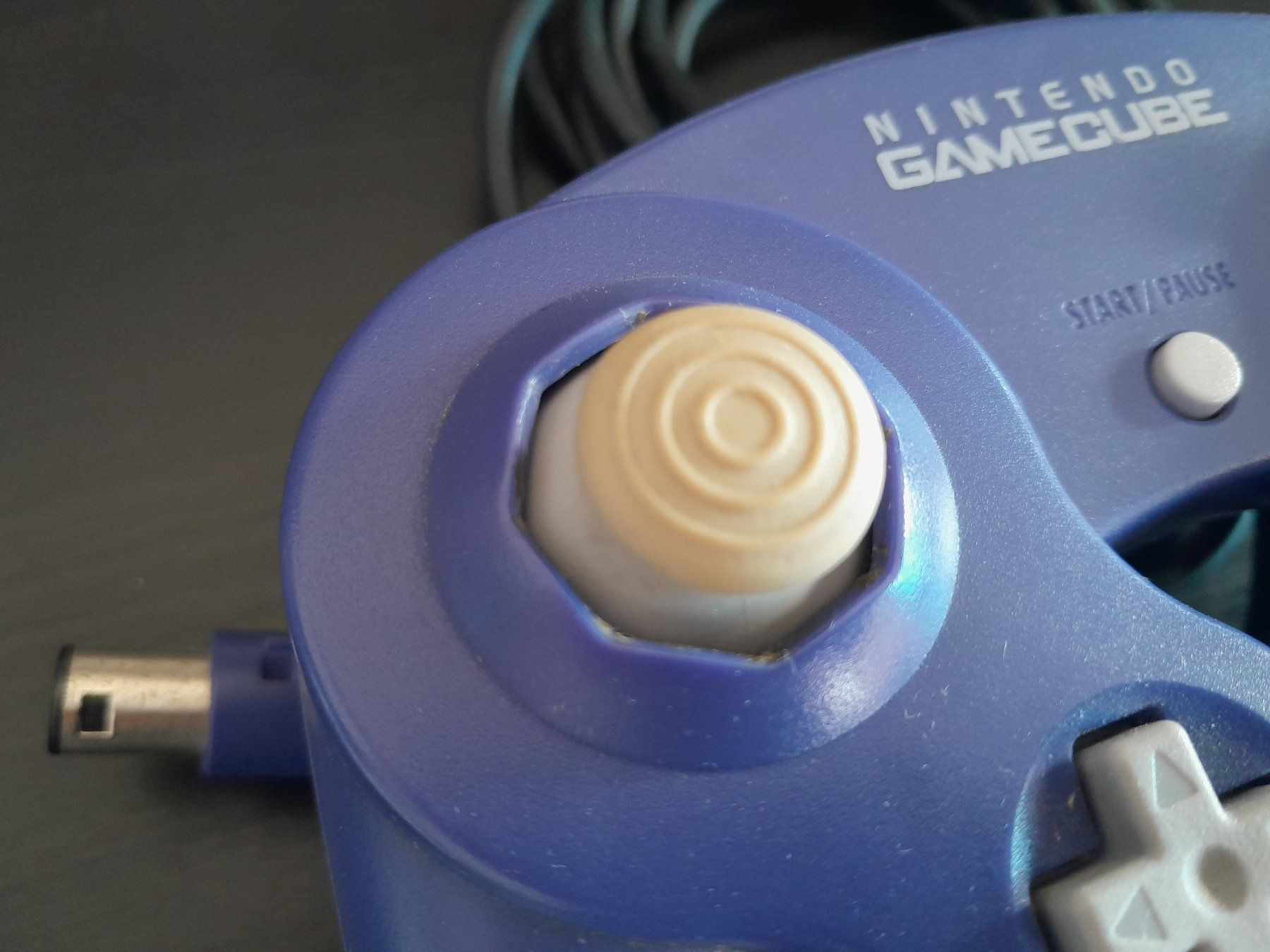Nintendo Controller: 2x Original Gamecube Controller – Gebraucht aus Thun von  3