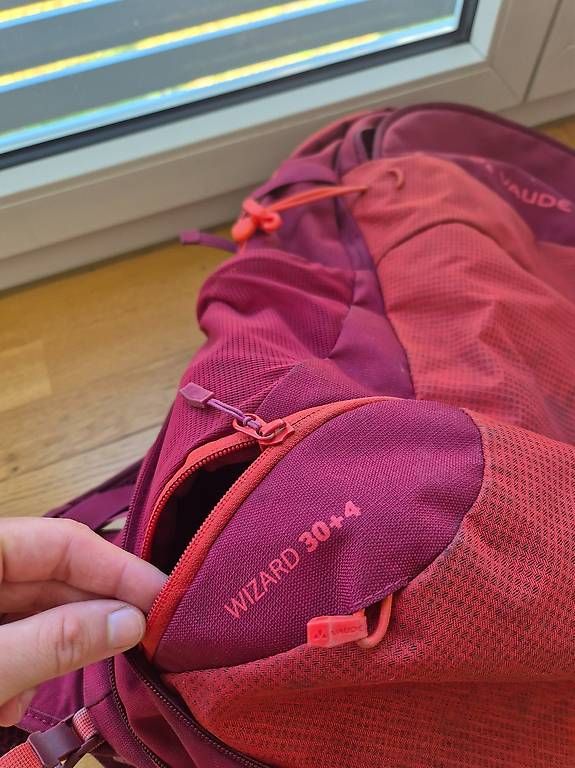 Vaude Zaini: Vaude Rucksack Wizard 30+4 orange/dunkelrot – Usato da Winterthur venduto da GiuliaCatalina 2