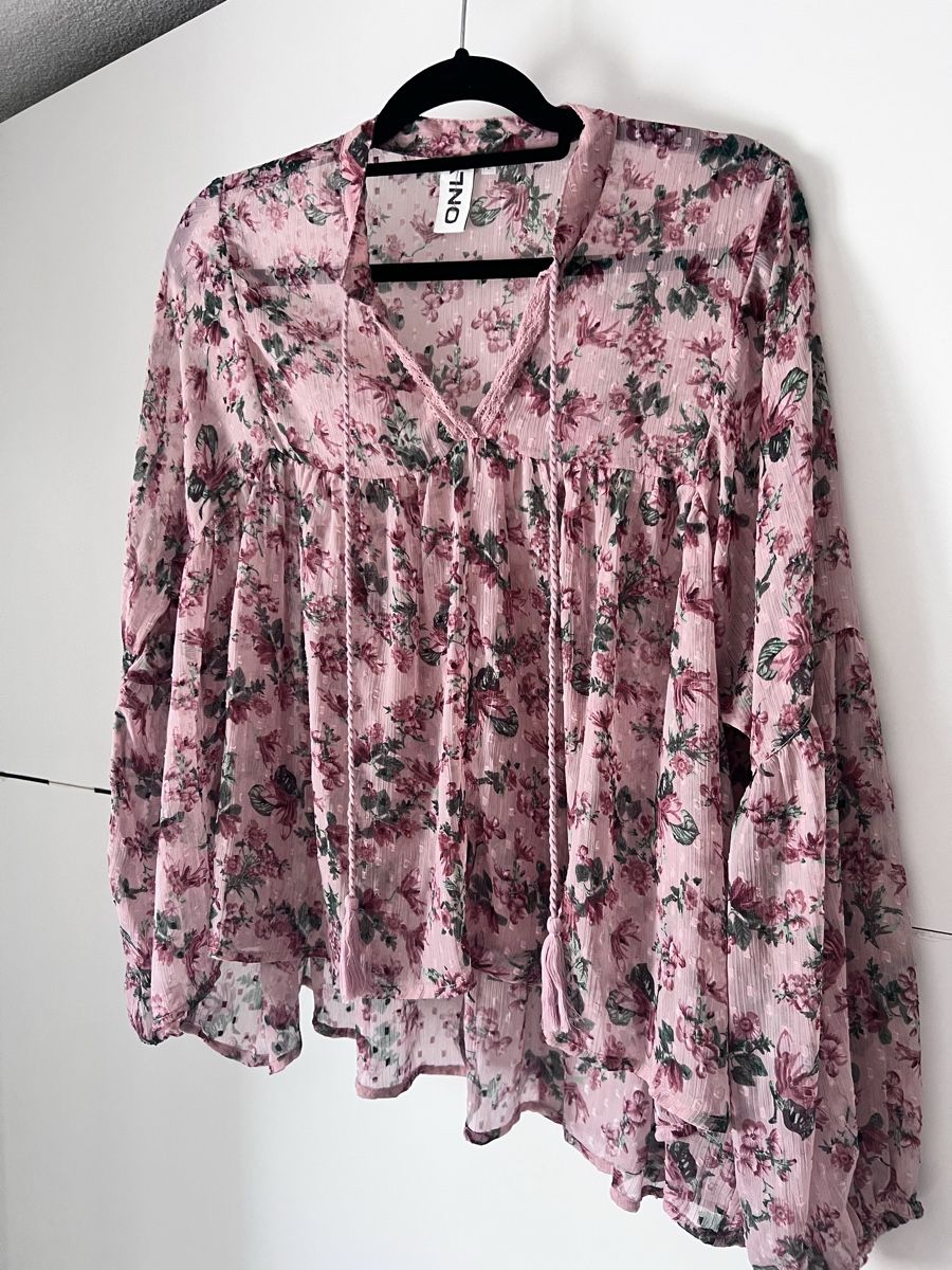 Only Blusen: Luftige Bluse von ONLY Gr. L – Gebraucht aus Unterterzen von syllalex
