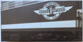 THE DOOBIE BROTHERS - LONG TRAIN RUNNIN' 1970-2000
