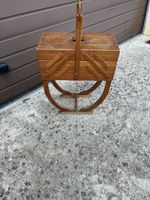 Boite à couture en bois avec pieds vintage bon état