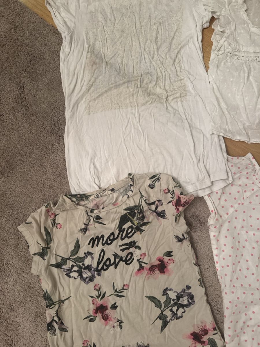 Kleiderpakete & -sets: 4 Mädchen Shirts 134 – Gebraucht aus Wädenswil von dor_ddx7 1