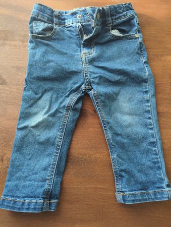 Süsse Jeans von Smile, Grösse 80, ideal für den Frühling!