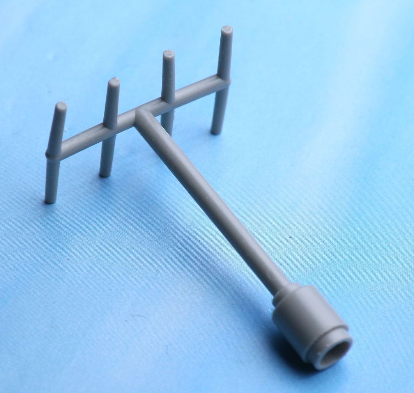 Lego Kit di costruzioni: Light Gray Antenna with Side Spokes – Usato da Hettlingen venduto da Scholi99