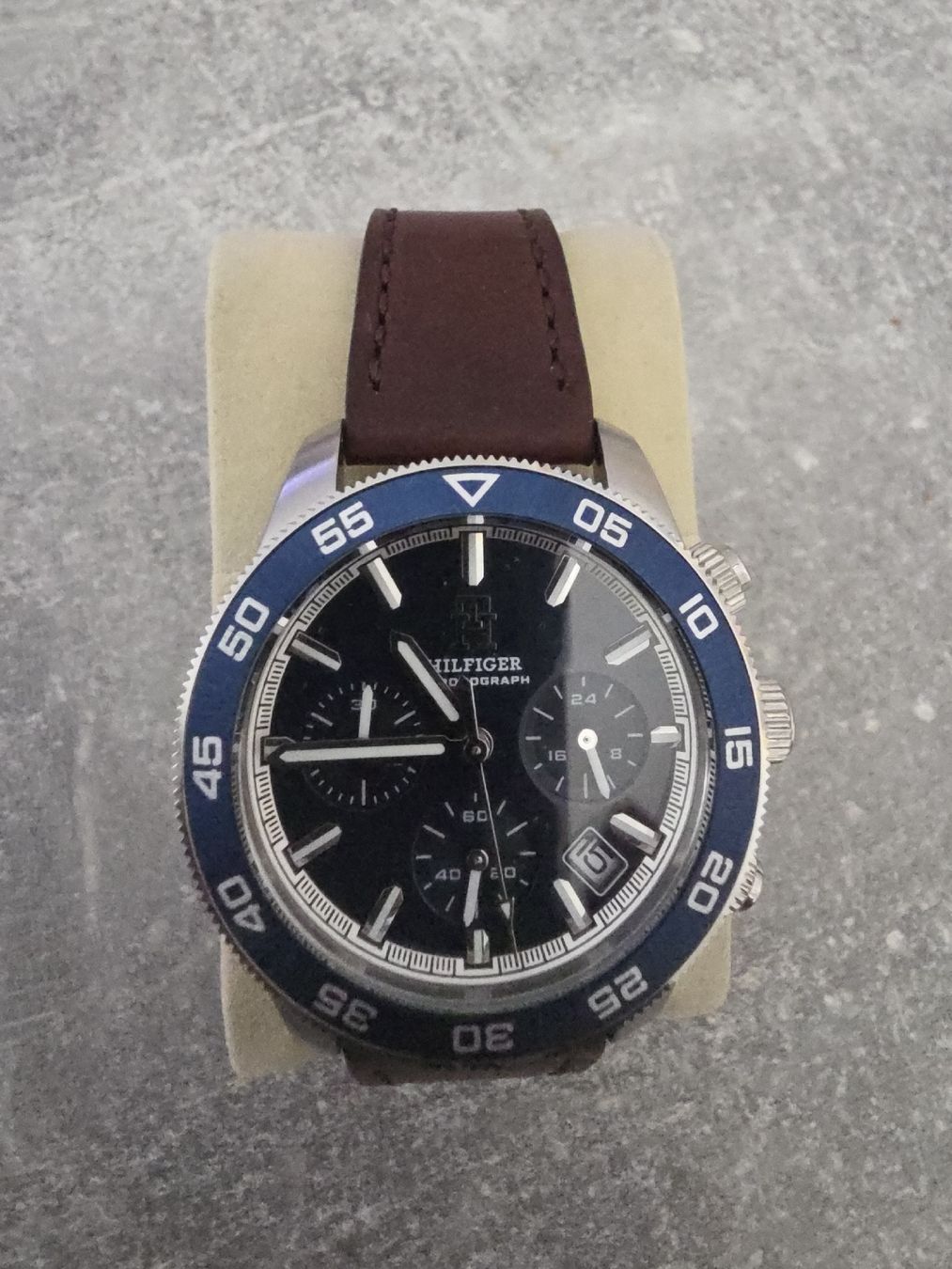 Tommy Hilfiger Montres: Hilfliger uhr – Neuf (Voir description) à Willisau par Rodriguesp71