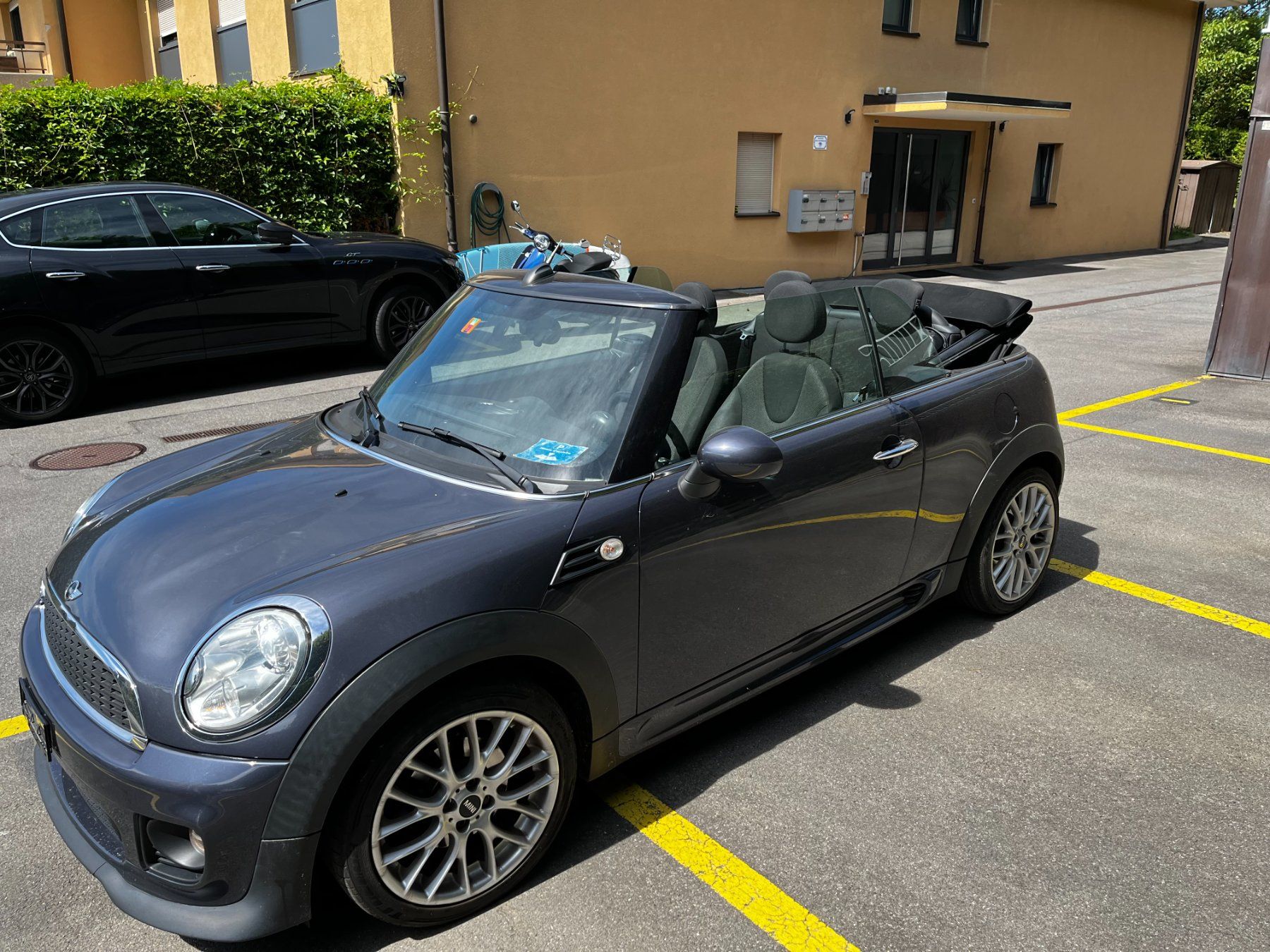 Mini Autos: Mini Cooper 1.6i Cabrio – Gebraucht aus La Conversion von cla_6yt6 4