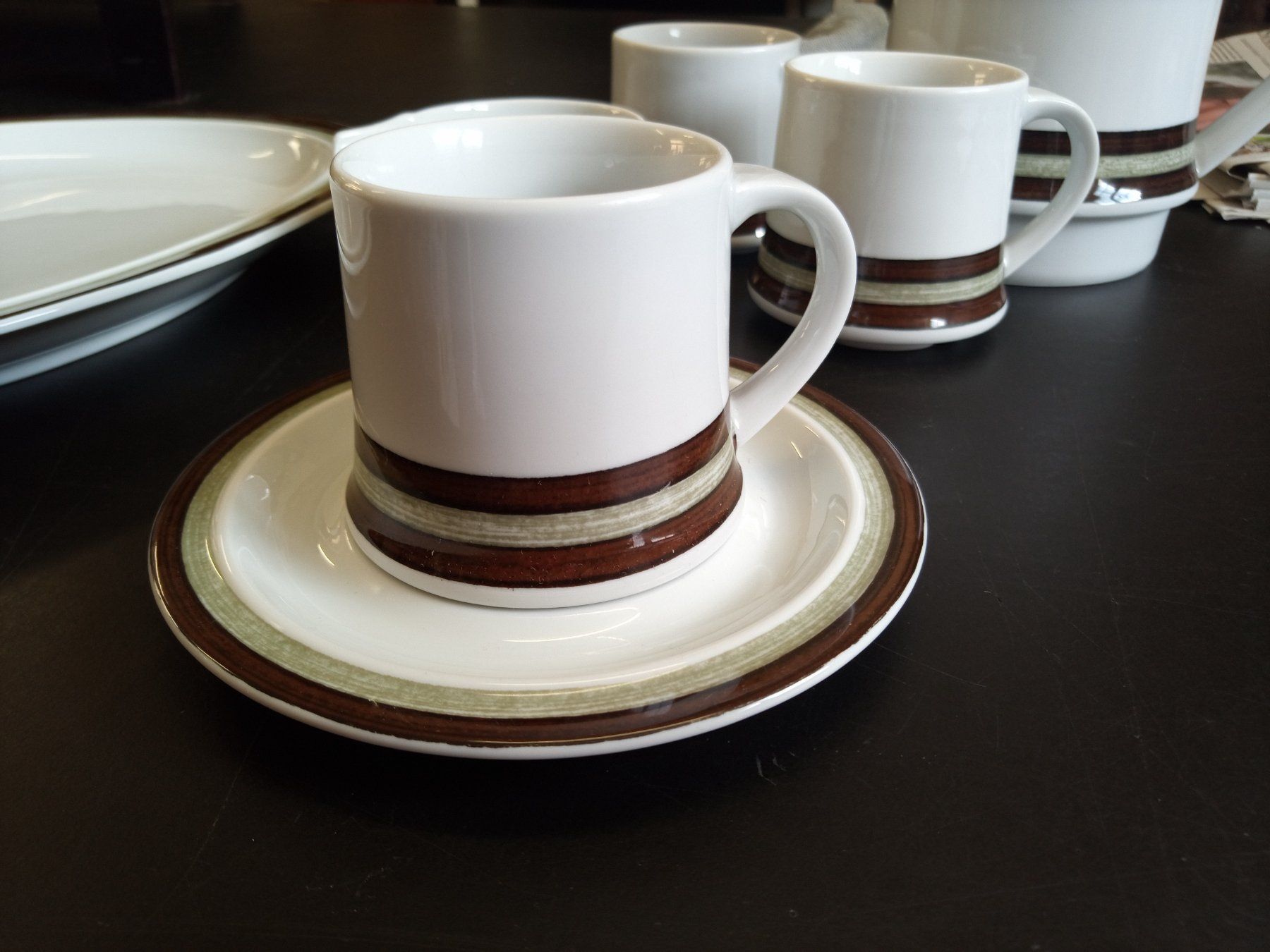 Set di piatti: Schönes Langenthal Geschirr-Set Retro Look – Usato da Reiden venduto da Zofi-Brocki 4