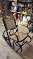 Schaukelstuhl Stil Thonet antik