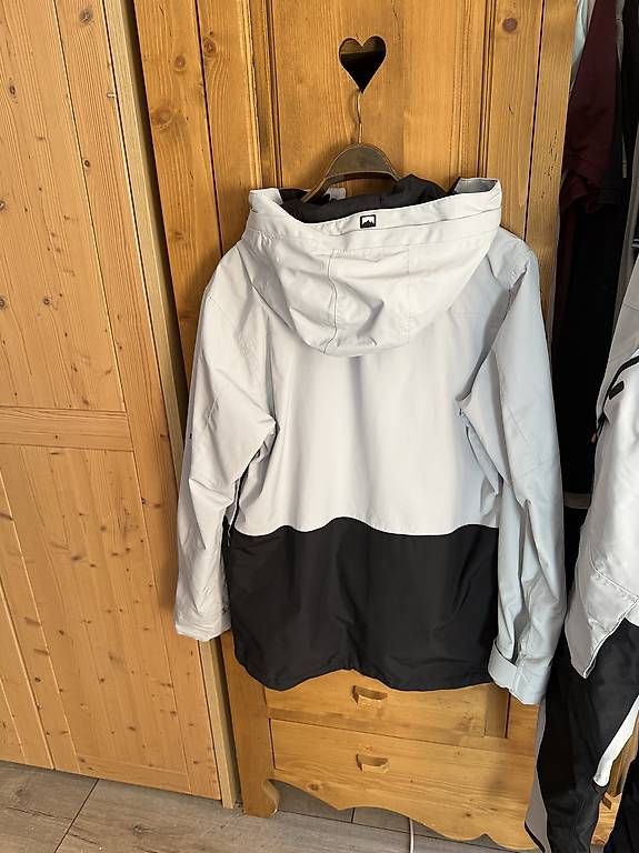 Completi, tute sportive e funzionali: Tenue de snowboard / ski – Nuovo (secondo la descrizione) da Villars-sur-Ollon venduto da Jako5 4