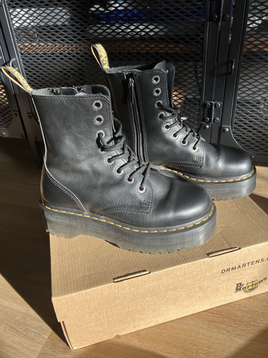 Dr. Martens Chaussures hommes: Dr. Martens Jadon III, 38 – Neuf (Voir description) à Thun par Naestia