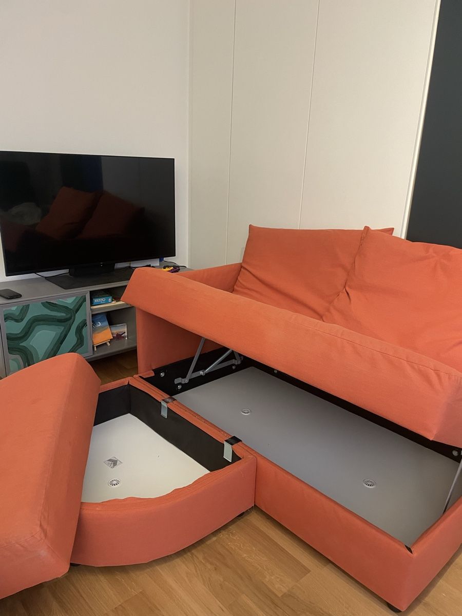 Sofas: Oranges 2er-Bettsofa mit Stauraum – Gebraucht aus Kriens von anj_d6rj 2