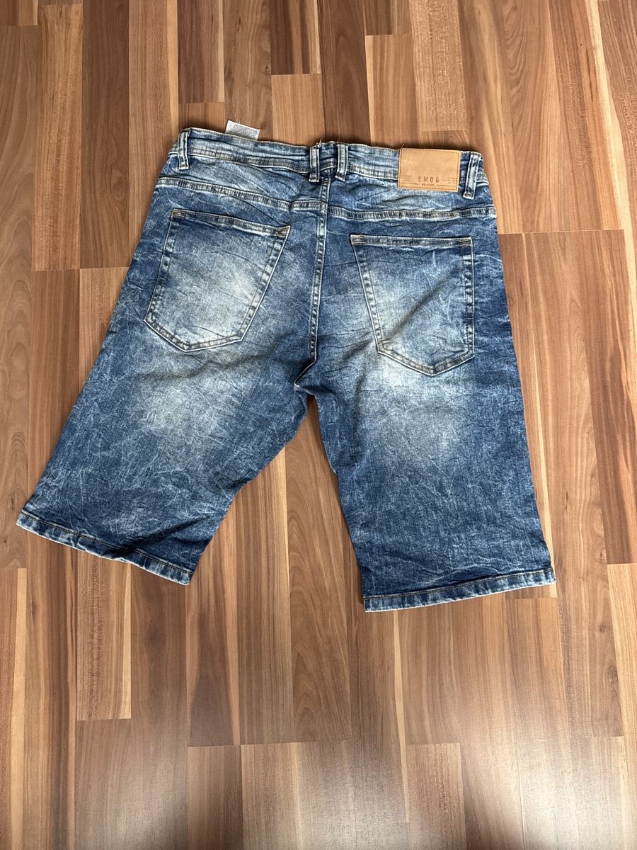 Jeans: Kurze Hose / Jeans Shorts Grösse M – Usato da Flumenthal venduto da Tboni 1