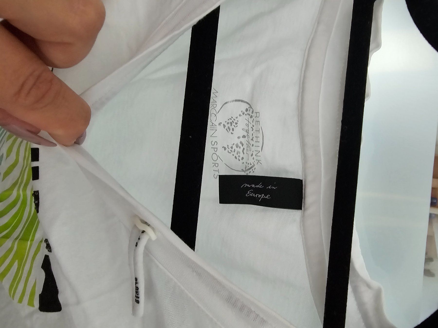 Marc Cain T-shirt: Marc Cain T-Shirt Nr. 6 – Nuovo (secondo la descrizione) da Berg TG venduto da lisboa.sky 2