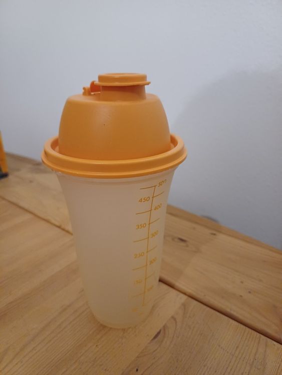 Tupperware Schüttelbecher 5dl (Gebraucht) in Wetzikon ZH für CHF 3 ...
