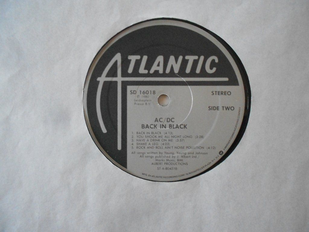 Vinyles: AC / DC  -  BACK IN BLACK – D'occasion à Bex par Giorgiob 4