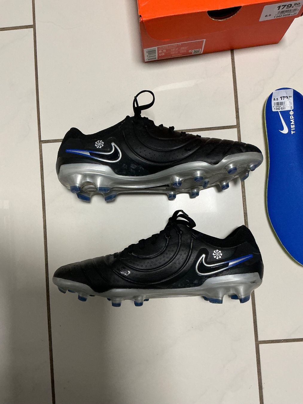 Nike Scarpe da uomo: Legend 10 Pro Fg Gr.42 – Nuovo (secondo la descrizione) da Biel-Benken BL venduto da Sahra1 3