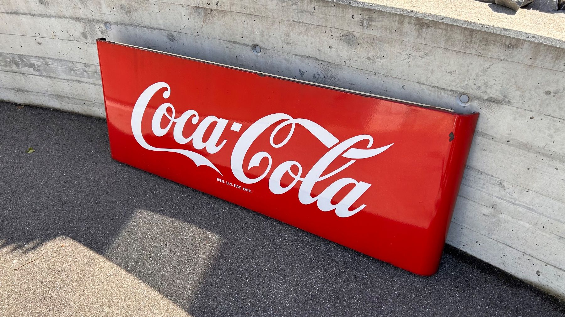 Coca-Cola Insegne: Schönes, grosses Coca-Cola / Coke Schild – Usato da Hünibach venduto da Chatzestrecker 1