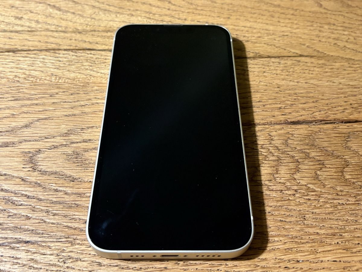 Apple Handys / Smartphones: iPhone 13 weiss 128 GB – Gebraucht aus Luzern von  3