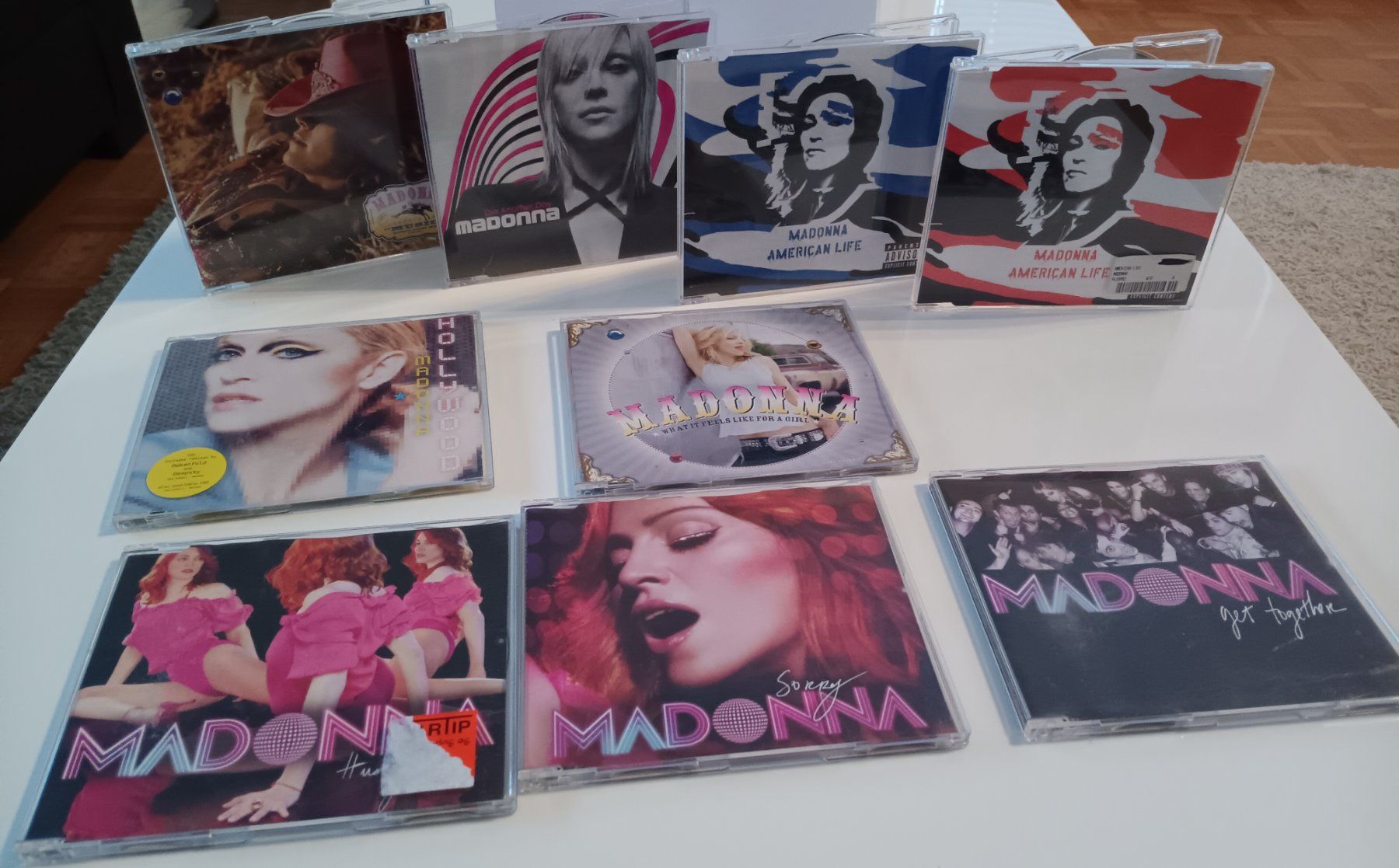 CD: 9x MADONNA Singles Maxi CDs – Usato da Aarau venduto da Yeeaaah