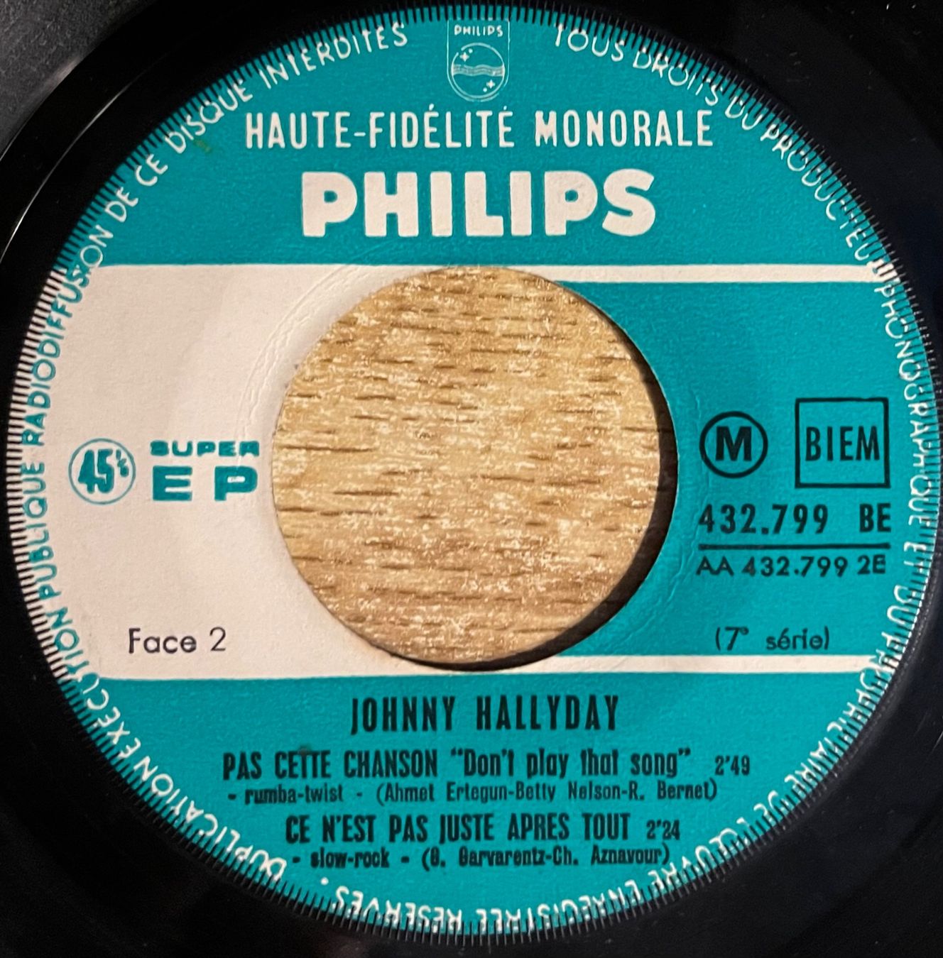 Vinyles: JOHNNY HALLYDAY - MADISON TWIST – D'occasion à Bussigny par vinyl-pas-cher 3