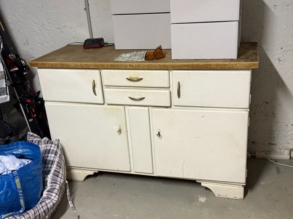 Elegantes Buffetschrank Weiss Vintage Bilder