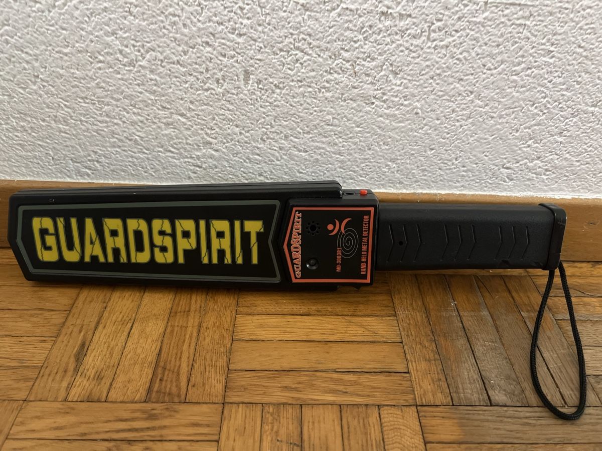 Tutti gli attrezzi: GUARDSPIRIT Hand-Metalldetektor  – Usato da Bettlach venduto da Mildes