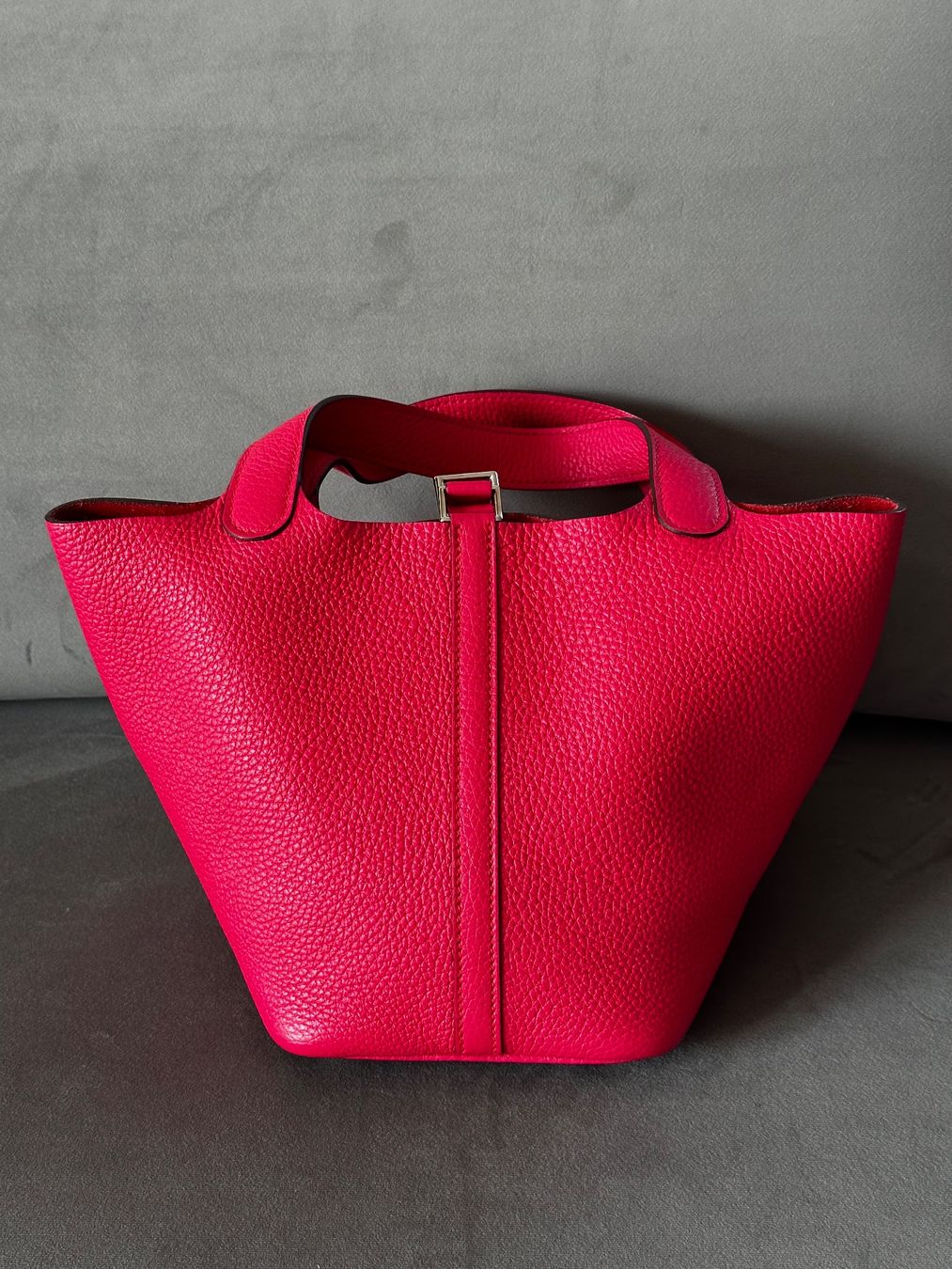 Hermès Borse da donna: Hermès Picotin Lock 18 - rose extrême – Usato da Wollerau venduto da MX-TS 1