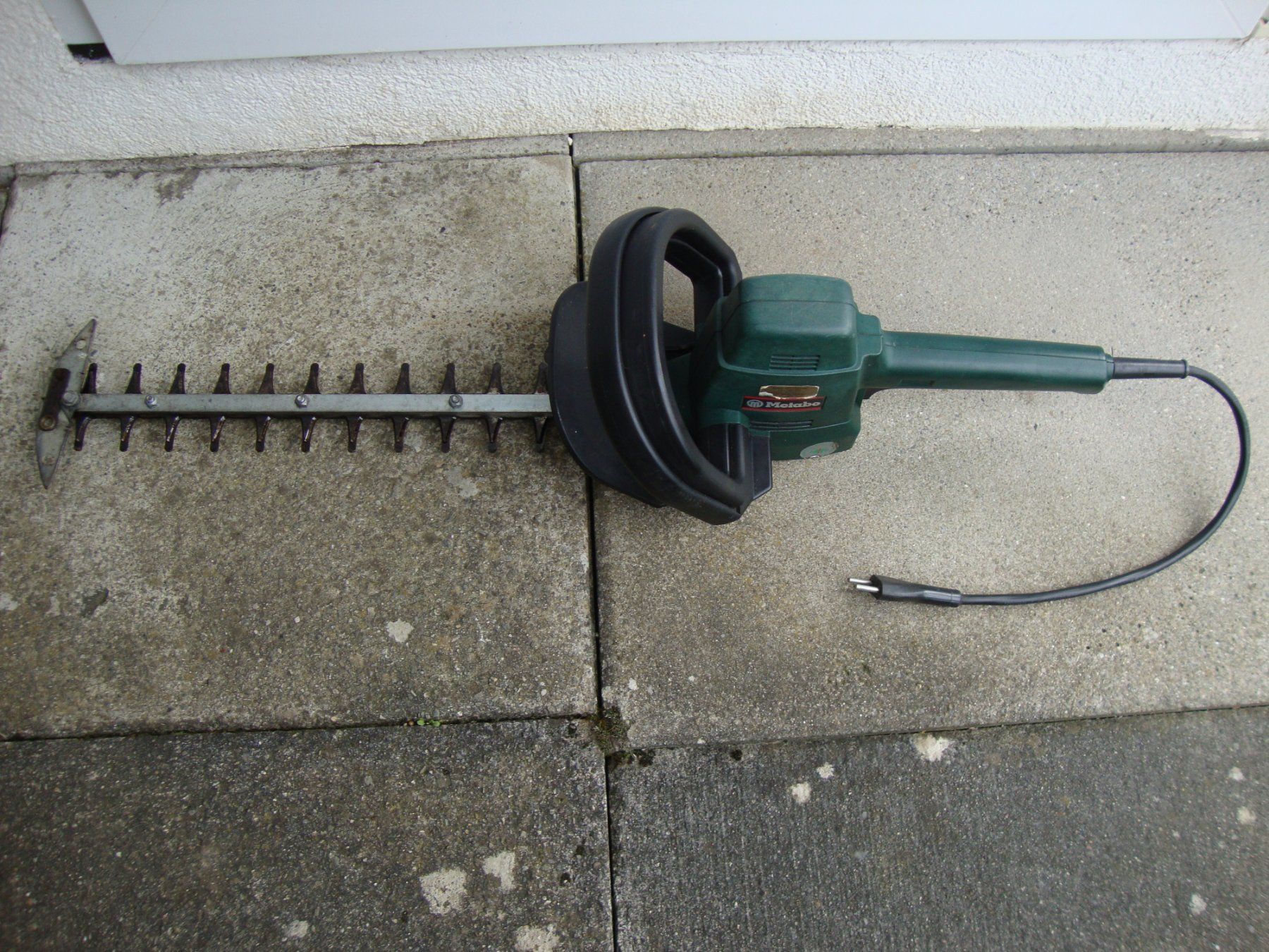 Seghe: Elektro Heckenschere Metabo HS 8044 S 400 W – Usato da Niederhasli venduto da Hasli85