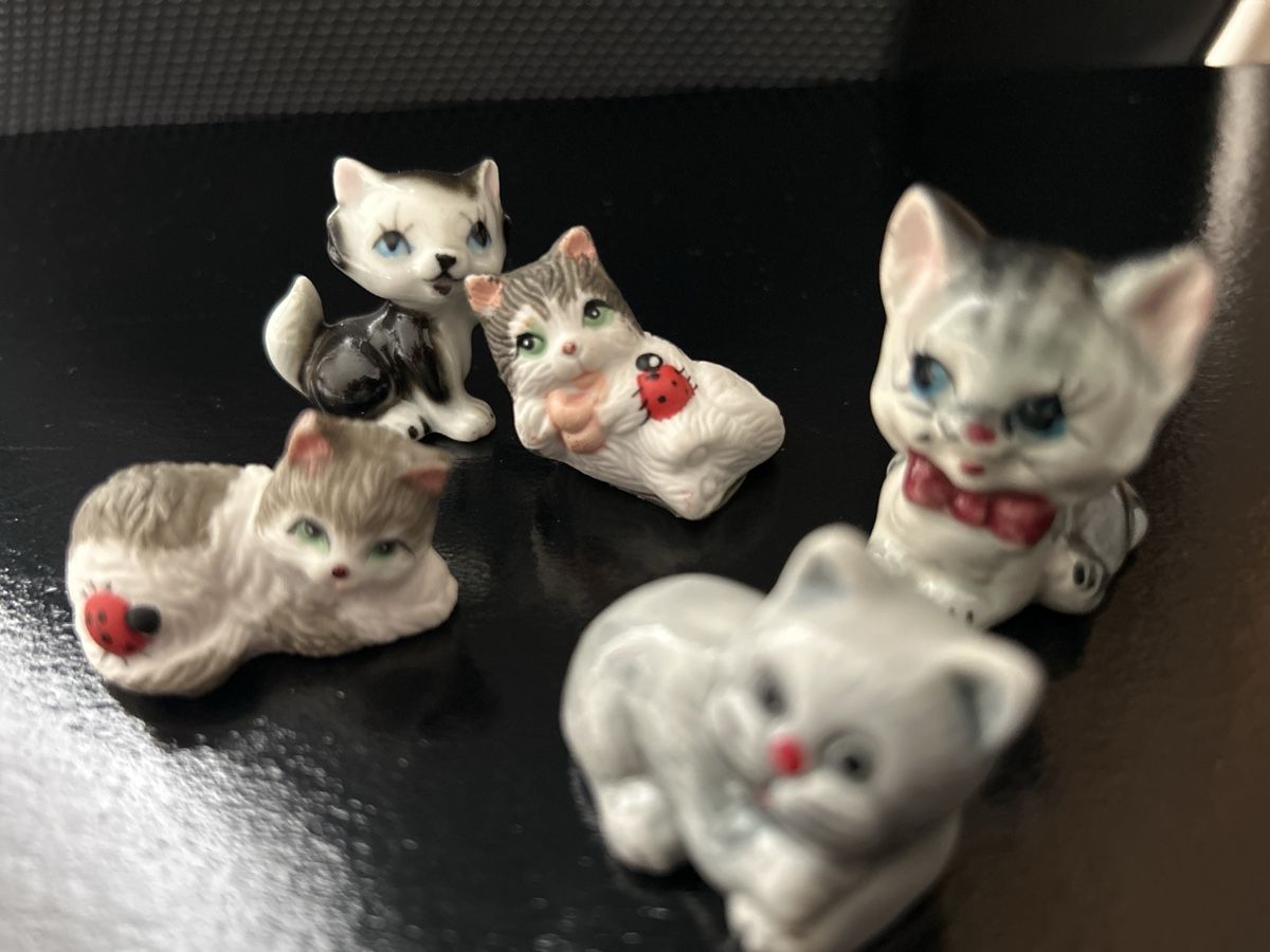 Figurines: 5-Katzen Figuren – Neuf (Voir description) à Triengen par zomavesu