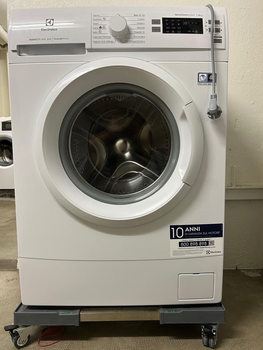 Electrolux Lavatrici: Electrolux PerfectCare 600 – Usato da Renens VD venduto da eri_5kpf