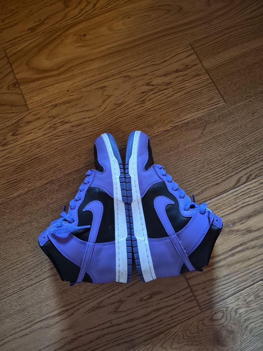 Nike Scarpe da uomo: Nike dunk high pointure en 42 2/3 – Usato da Gryon venduto da eli_zst5 2