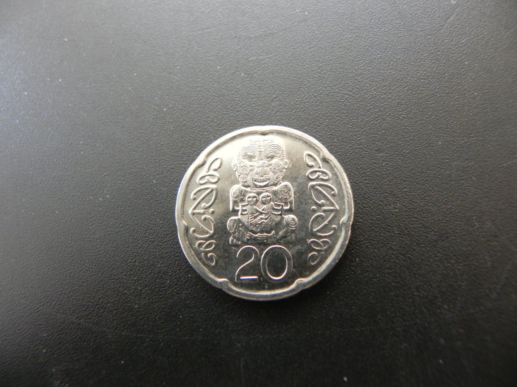 Alle Münzen: Neuseeland 20 Cents 2008 – Gebraucht aus Biel/Bienne von Gogolozi