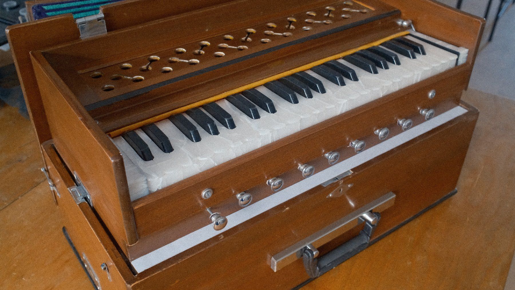 Musikinstrumente: Harmonium Paloma – Gebraucht aus Wald ZH von pelang56 2