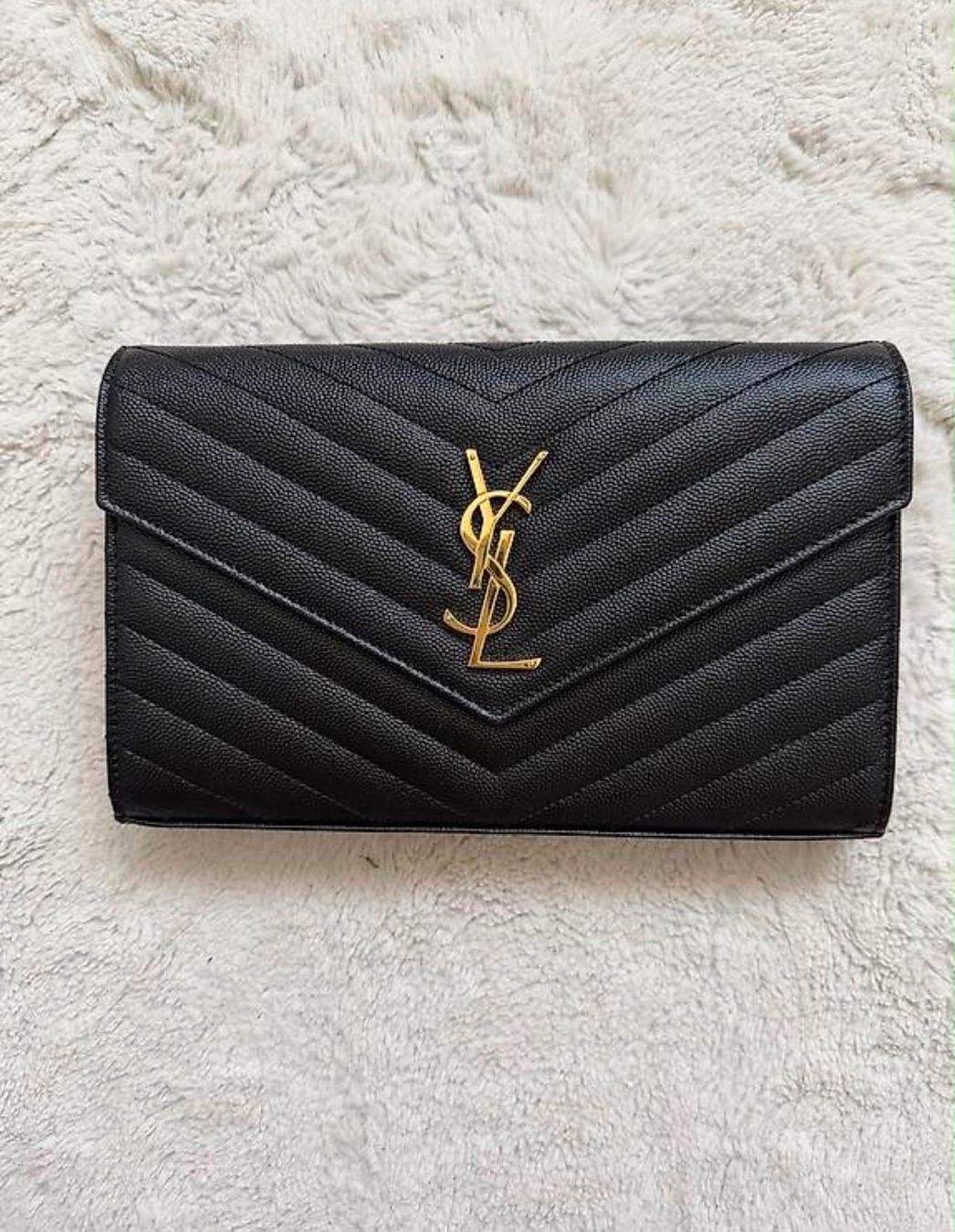 Sacs femmes: YSL Tasche Envelope Chain – D'occasion à Uster par Dr.vo
