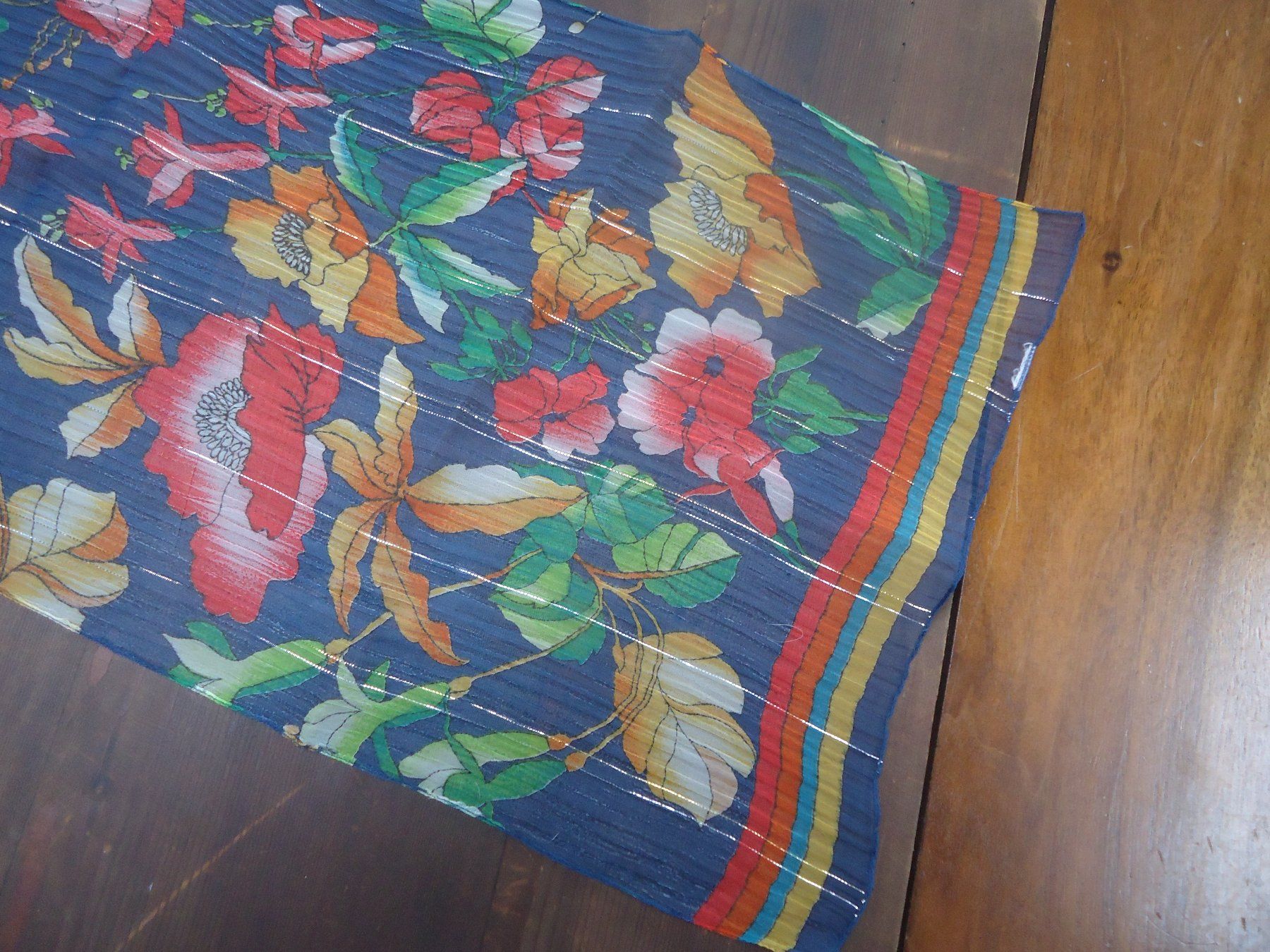 Foulard & Sciarpe: Echarpe foulard léger – Usato da Vessy venduto da mafabe 1