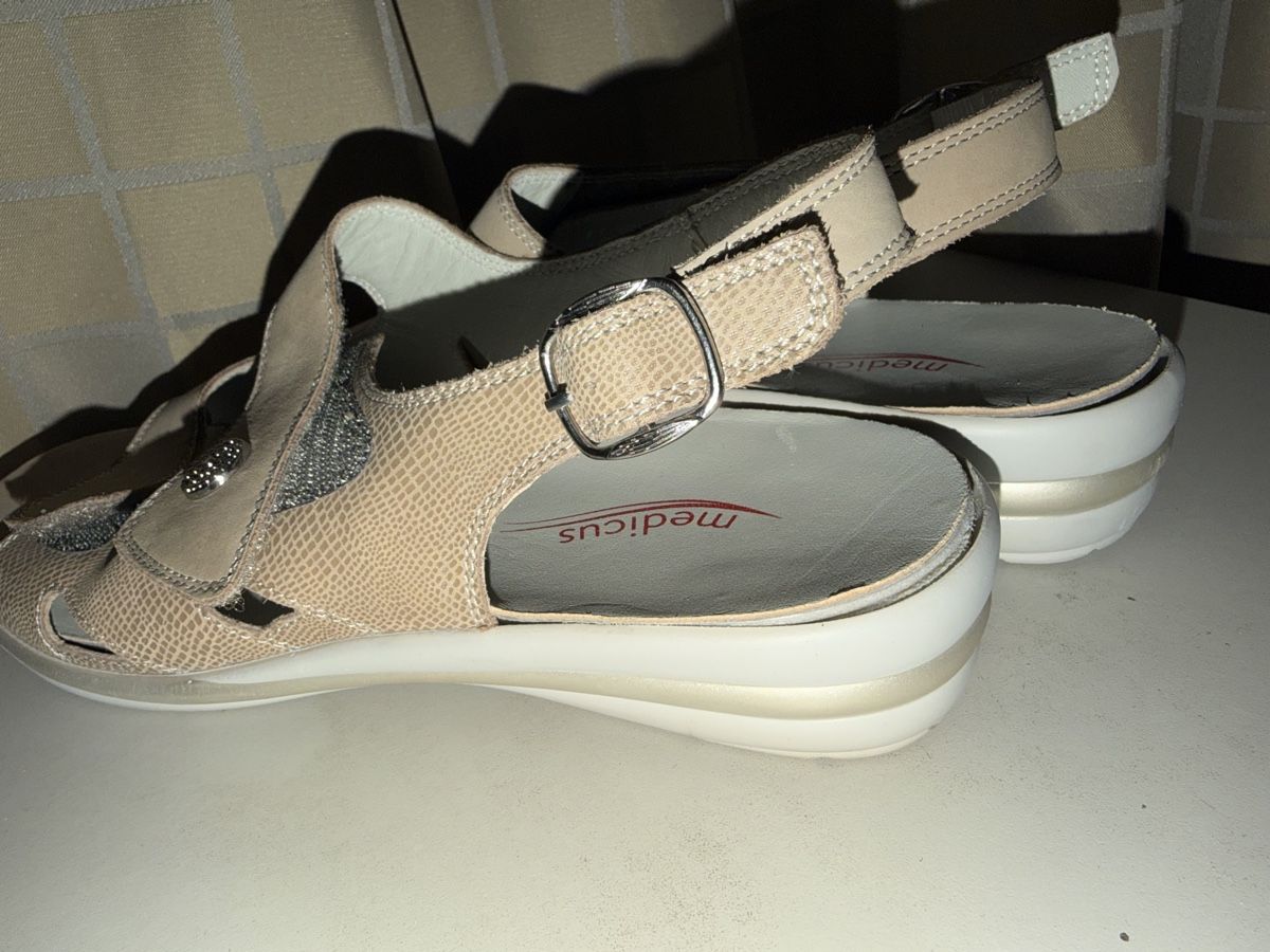 Damenschuhe: Leder Sandale MEDICUS 7,5/41 – Neu (gemäss Beschreibung) aus Dornach von samuti 3