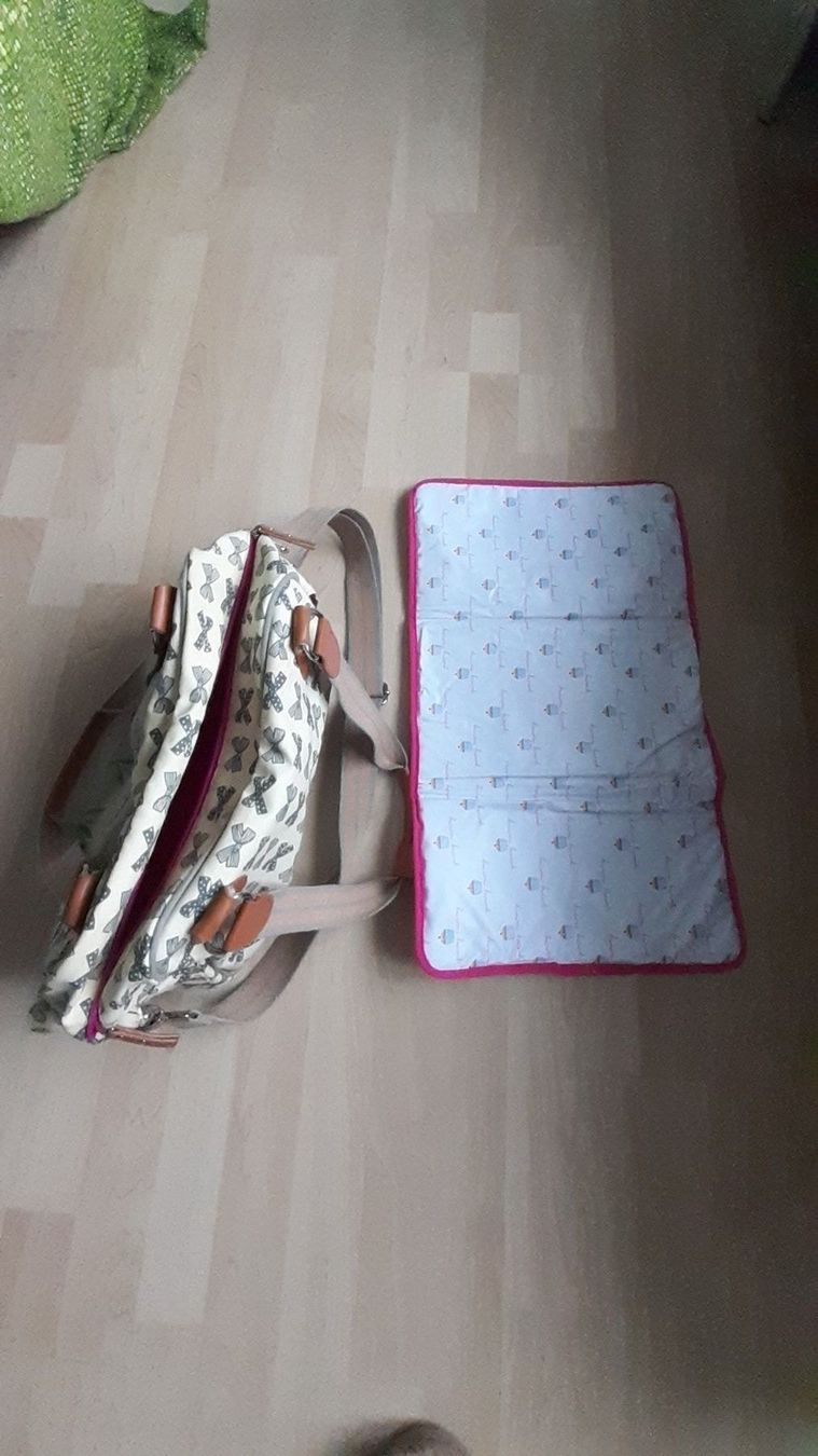 Taschen für Damen: Wickeltasche – Gebraucht aus Wil Sg von mil_r9gx 2