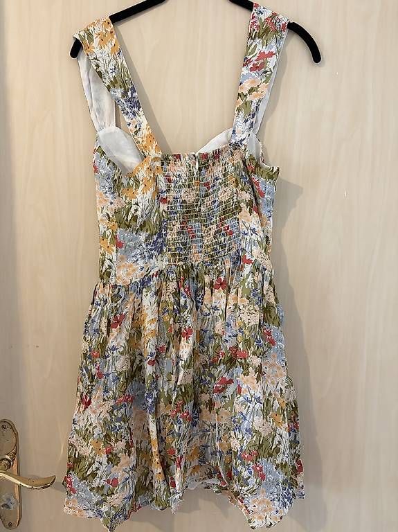 Reformation Robes: Reformation Kleid Gr. 38 – D'occasion à Henau par leo_2pgk