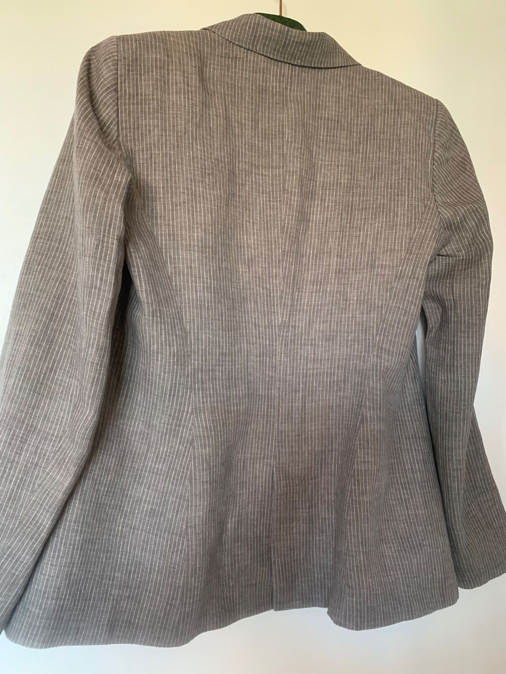 Vestes: ZARA BASIC Blazer taille M – D'occasion à Prilly par Sissi_1009 5