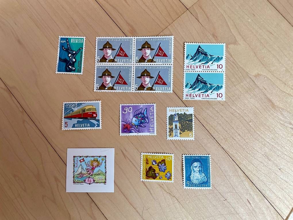 Tutti i francobolli: Sammlung Schweizer Briefmarken Helvetia – Usato da Chur venduto da Tenorio