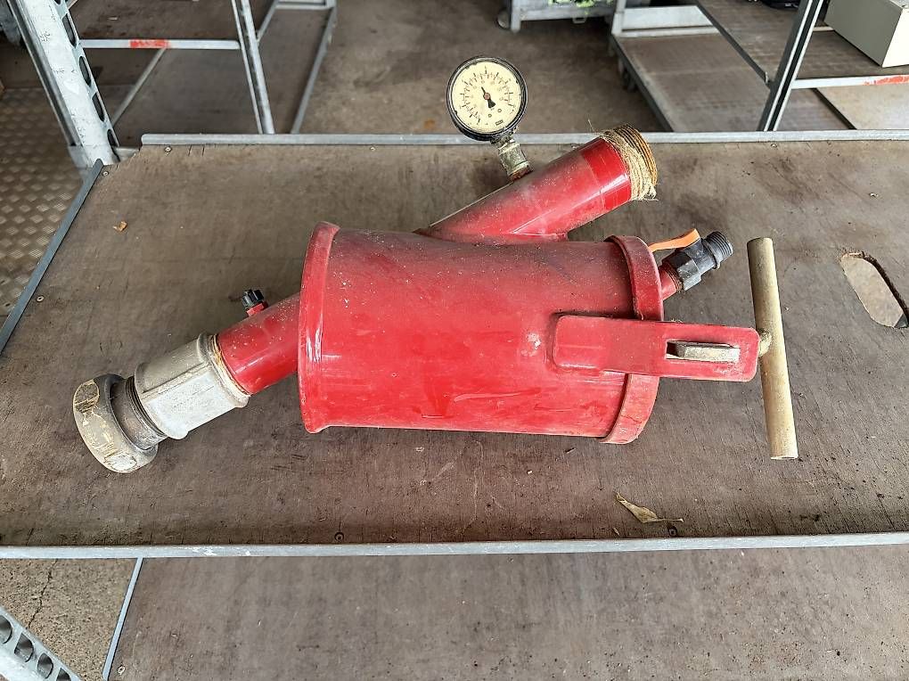 Sanitari: Wasserfilter / Sandfilter für Bewässerung mit Manometer – Usato da Pfäffikon ZH venduto da fairkev