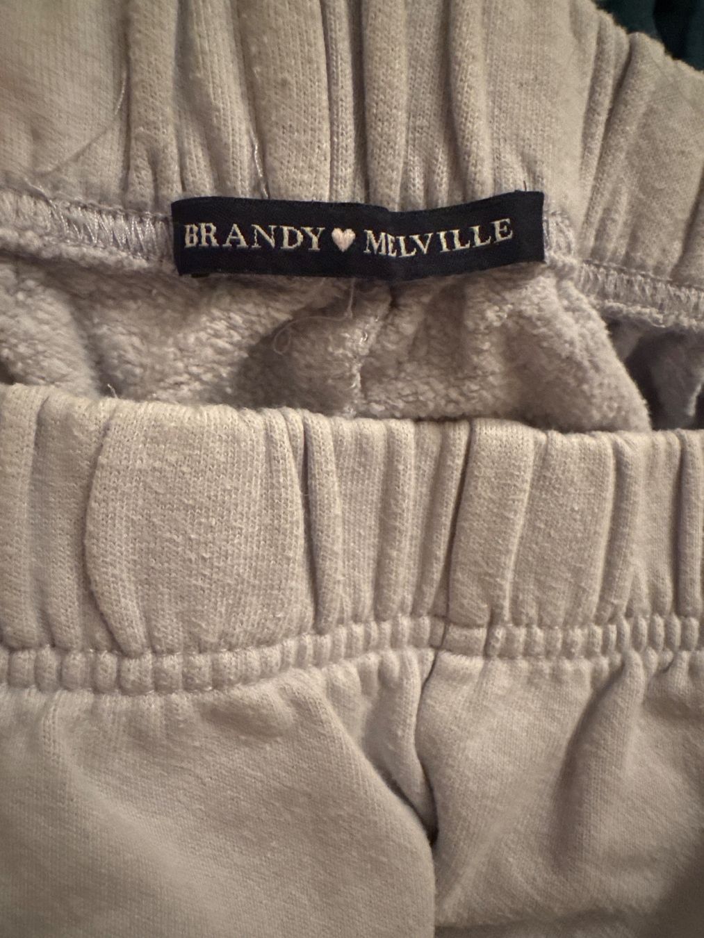 Brandy Melville Pantaloni: Brandy Melville Stoffshorts – Usato da Riedern venduto da leoni_m 2