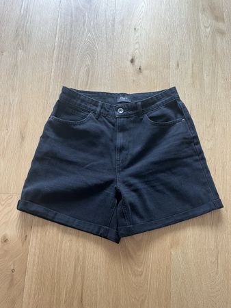 ONLY Jeans Shorts, Grösse S, Schwarz, Top Zustand!