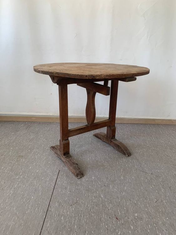 alter kleiner Beistelltisch klappbar Holz L 5632 Kaufen auf Ricardo