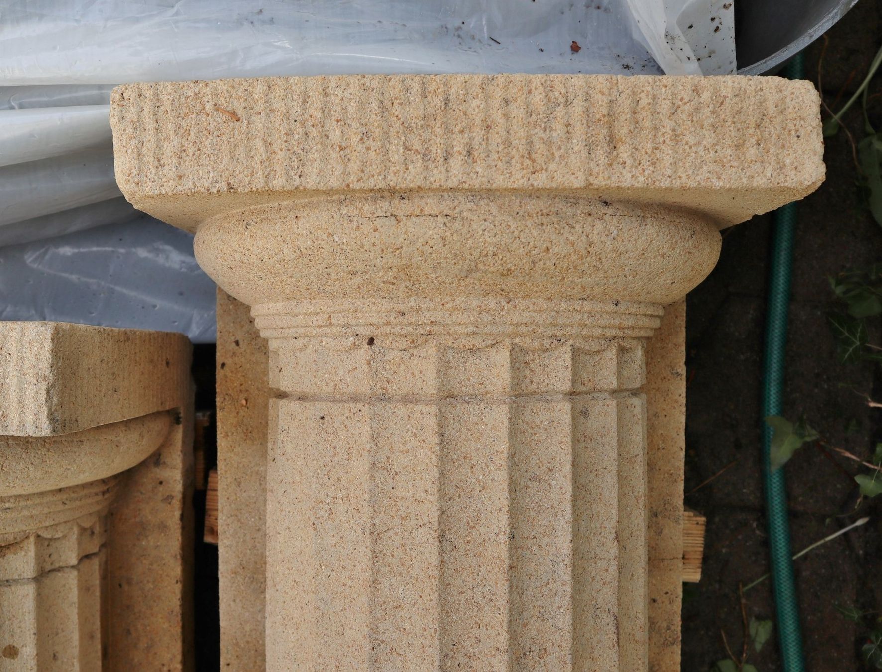 Sculptures & Statues: Säulenportal – D'occasion à Rheineck par raitra