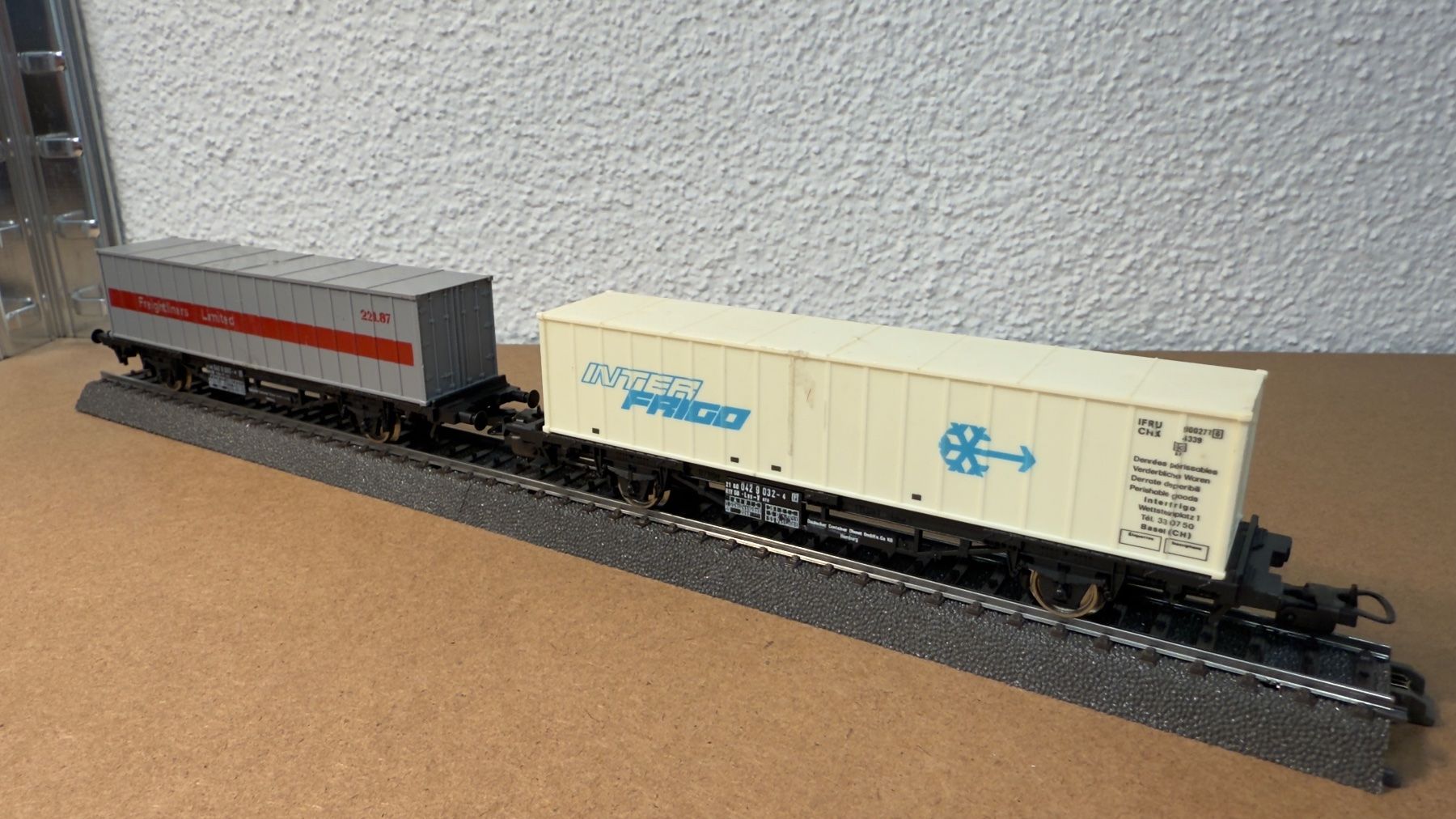 Lima Modellini di ferrovie: Lima Güterwagen-Set H0 / DC – Usato da Schlieren venduto da rat_lq6b 4