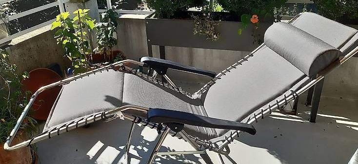 Fiam Chaises longues: Gartensessel-Liegestuhl, grau, extra gross – D'occasion à Abtwil SG par abtwiler