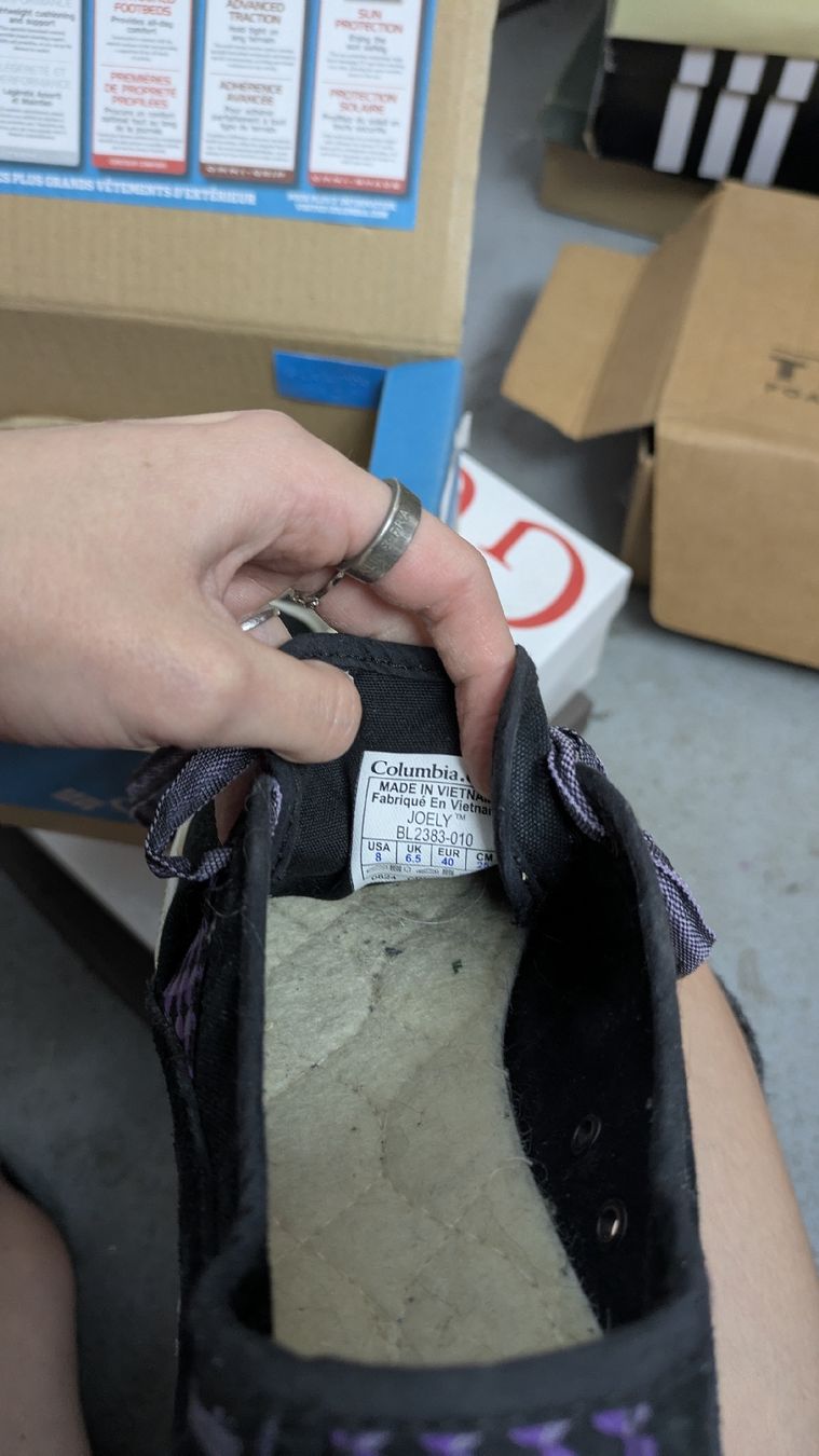Columbia Scarpe da uomo: COLUMBIA Schuhe schwarz lila – Usato da Morgarten venduto da rra_jvw7 2