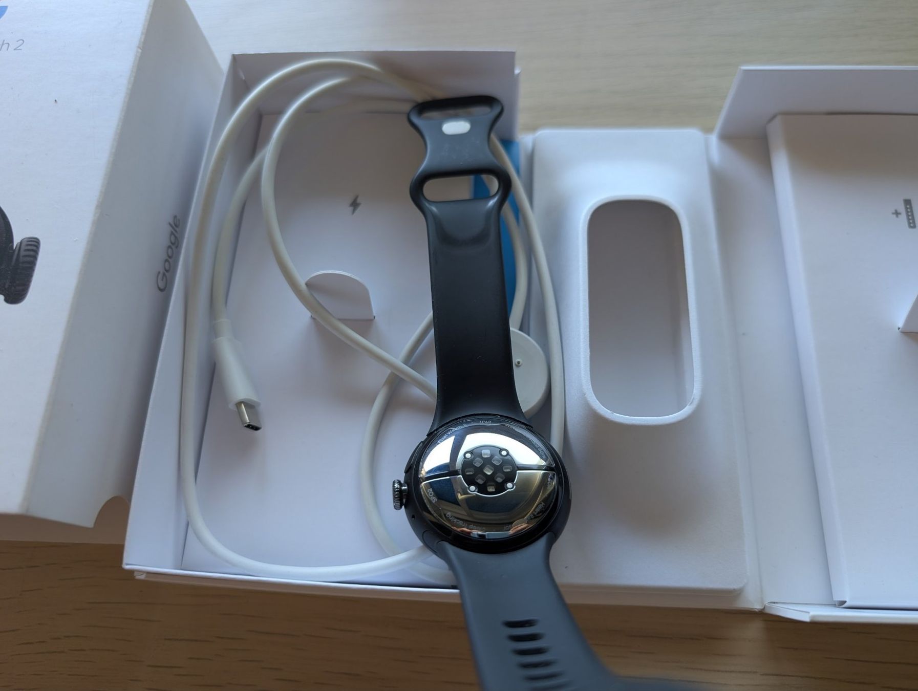 Google Smartwatch: Google Pixel Watch 2 – Hervorragender Zustand – D'occasion à Zürich par den_wg6w 4