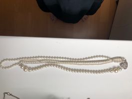 Kette aus kunst Perlen LP 119.-